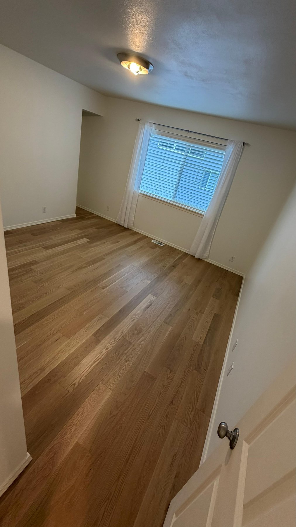 Bedroom hardwood